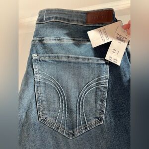 Hollister High Rise super skinny Blue Jeans